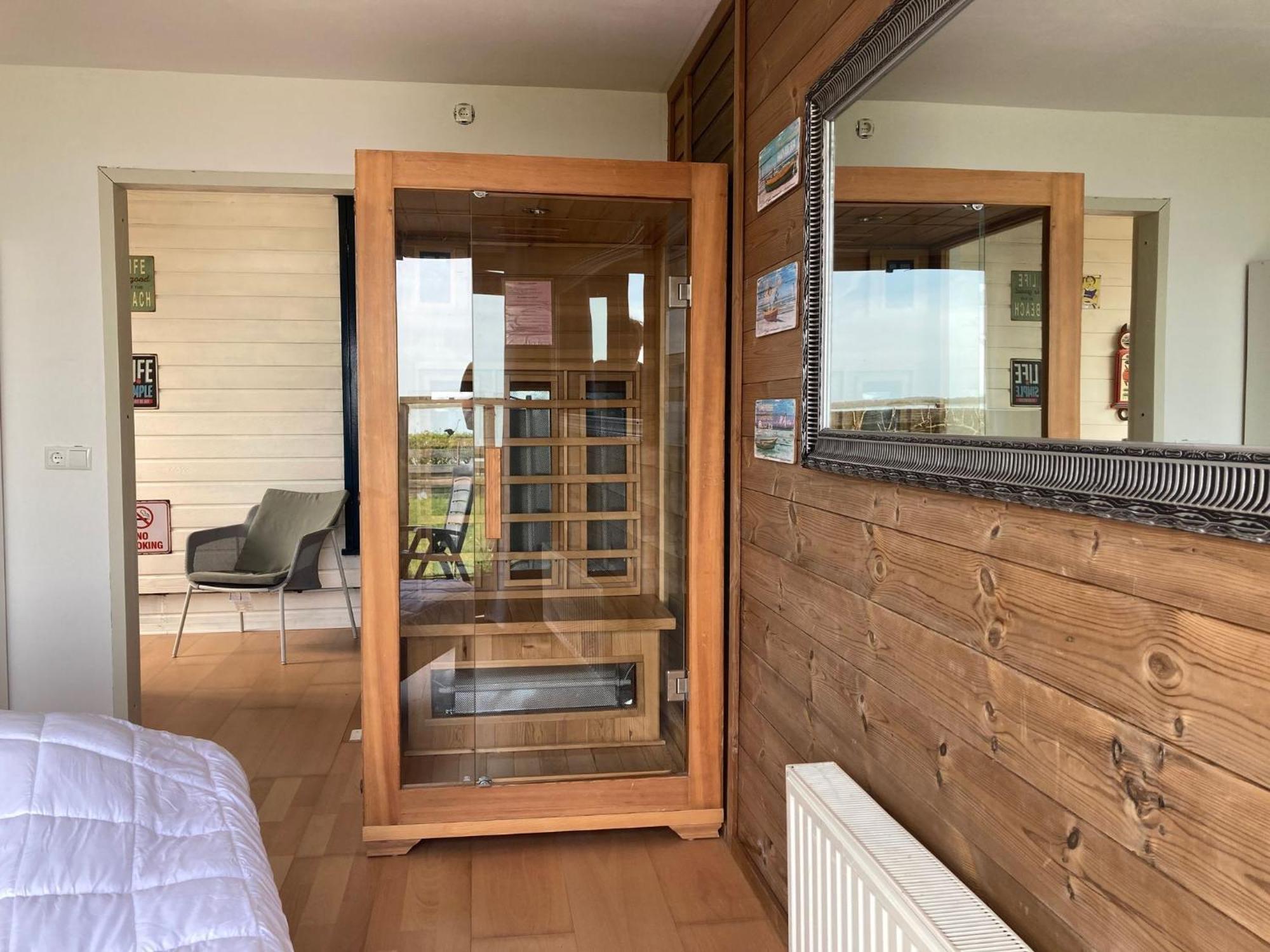 Lakeview 6 Pers Holiday Home Aurora With Fenced Garden, Whirlpool And Sauna Anjum Exterior foto